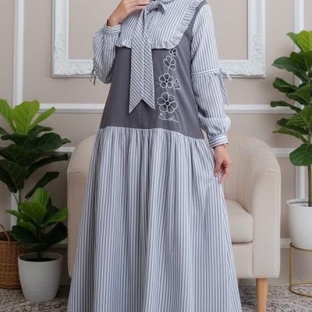 Gamis Shabrina Agnia Gingham Series Bordir Bunga Motif Kotak-Kotak Eropa Rompi Tempel Faux Vest Kera