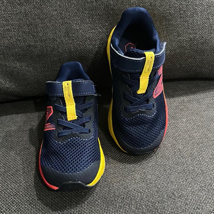 Sepatu NB kids #SecondShoes #Sneakers #NB #Kids #Casual