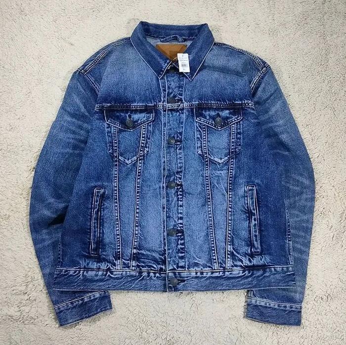 JAKET JEANS AMERICAN EAGLE  BIRU PRIA