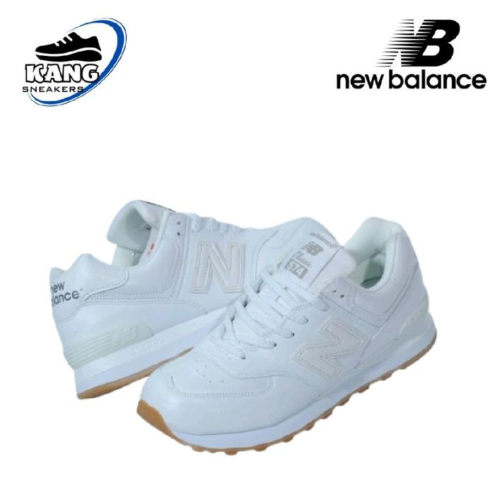 New Balance Sepatu Wanita 574 White Gum Casual Shoes Sneaker Sport Kasual Cewek Putih Olahraga