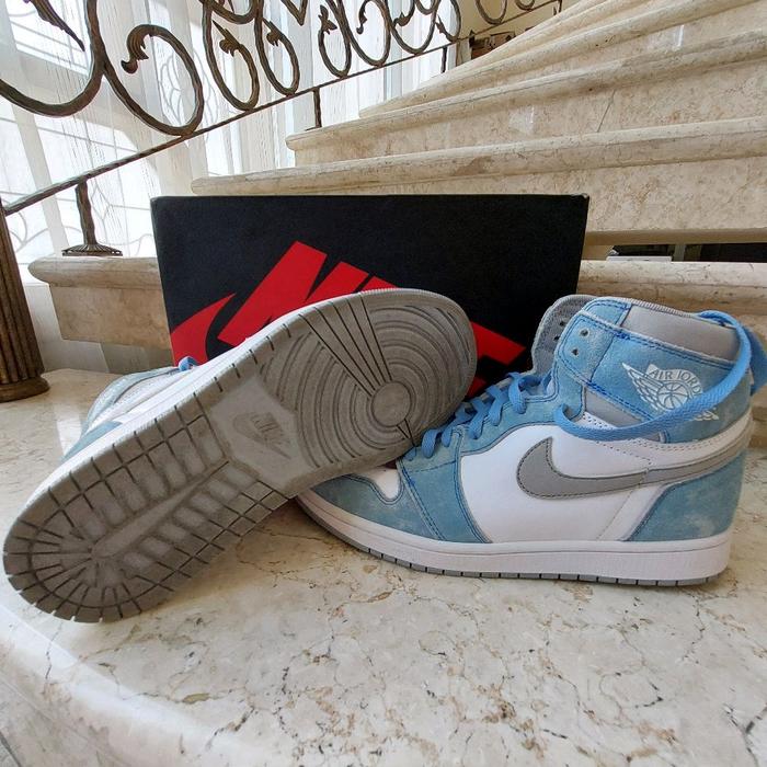 Nike Sepatu Air Jordan 1 Mid Original Preloved Warna Biru Putih dan Abu-abu