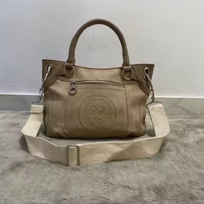 Tas jinjing dan sling bag krem dr michiko london preloved