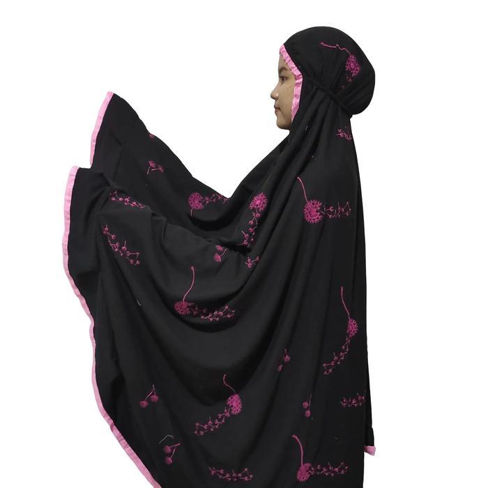Mukena Bordir Kudus Dewasa Model Potongan (Atas Bawah) Polino Warna Hitam Motif Tabur Seribu Bunga D