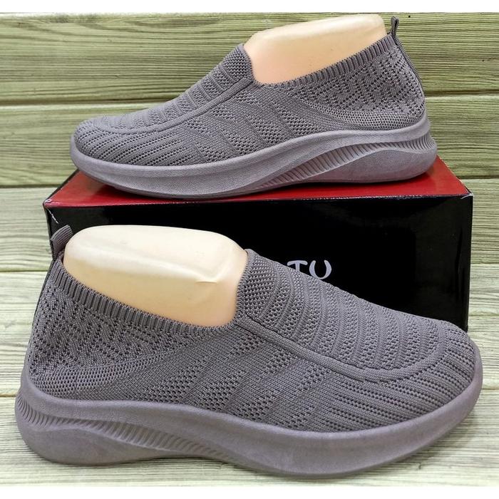 SEPATU SLIPON IMPORT SAILATU