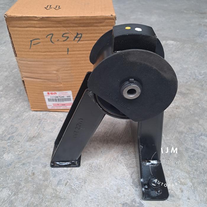 Engine Mounting Belakang Suzuki Swift & Splash SGP O1