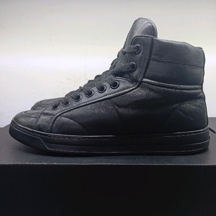 Prada High Top Leather Sneaker Size 40