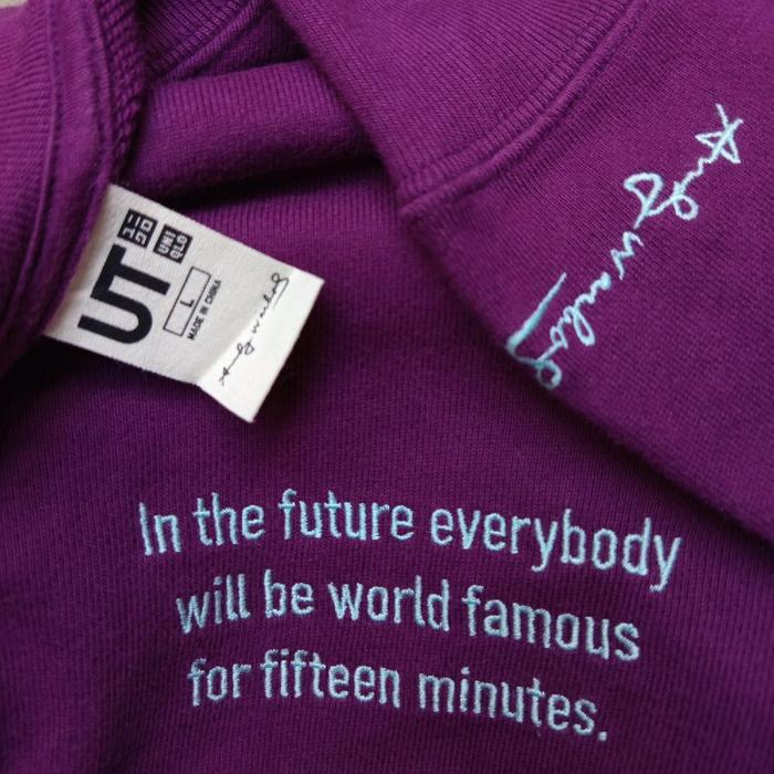 Uniqlo Crewneck Edisi Terbatas UT x Andy Warhol Size L Ungu Bordir Quotes Kondisi Mulus Fresh Sepert
