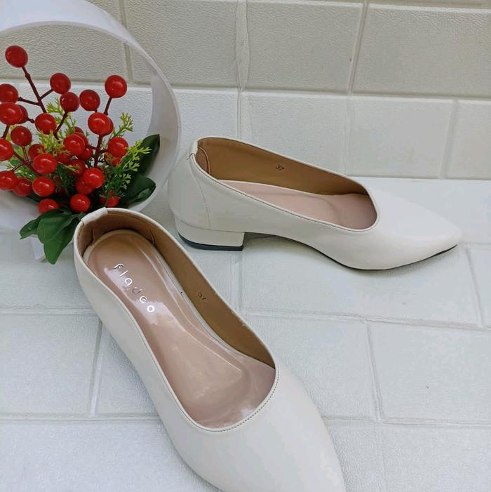sepatu kerja pantofel wanita putih pl3 hak 3 fladeo size 37-41 Heels