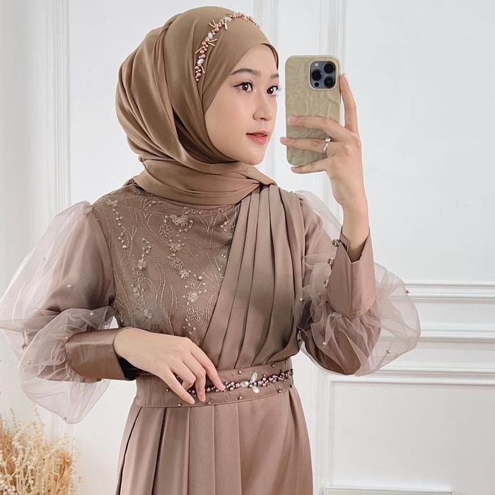 Batik Solo || Gamis Brukat Gamis Brukat Tulle Payet Mix Velvet Dress Adivaa Modern Baju Kondangan Wa