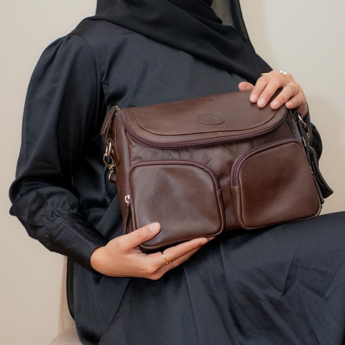 BUCINI Ekner S Leather Satchel Bag - Tas Slempang/Jinjing Kulit Wanita BUCINI Ekner