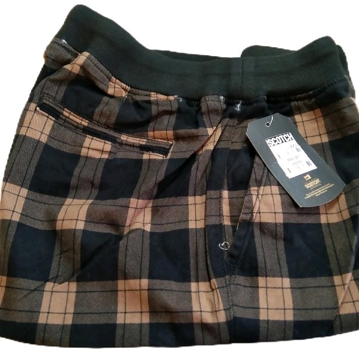 Celana pendek pria scotch