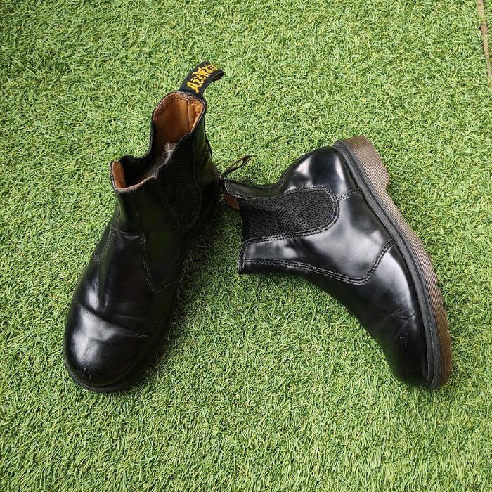 sepatu dr martens Chelsea boot 2976 authentic Shoes