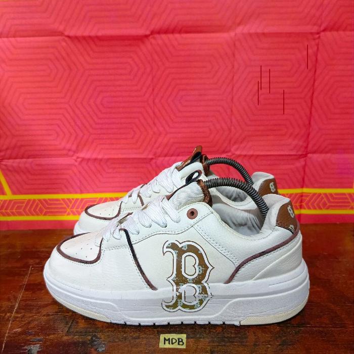 Sepatu second original MLB boston size 40,5