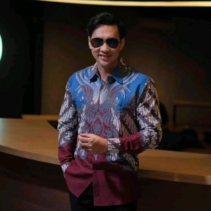 Kemeja Batik Damar Hadi Solo Motif ARYA BURGUNDY Lengan Panjang Lapis Furing Bahan Doby Halus Lembut