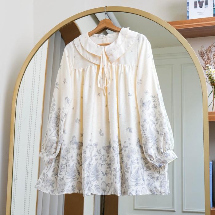 Premium Blouse yg elegan motif bunga bunga