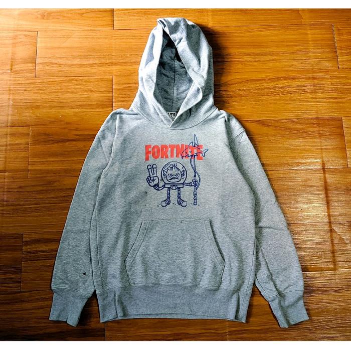 Hoodie Fortnite by Uniqlo x Fortnite (Size: xs fit to s)