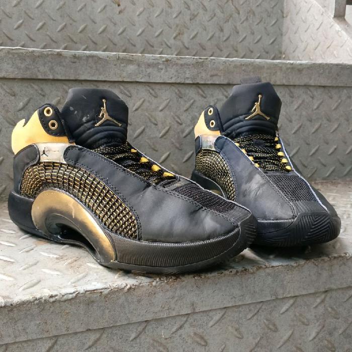 Sepatu basket Nike Jordan 35 Black Gold size 46 insole 300