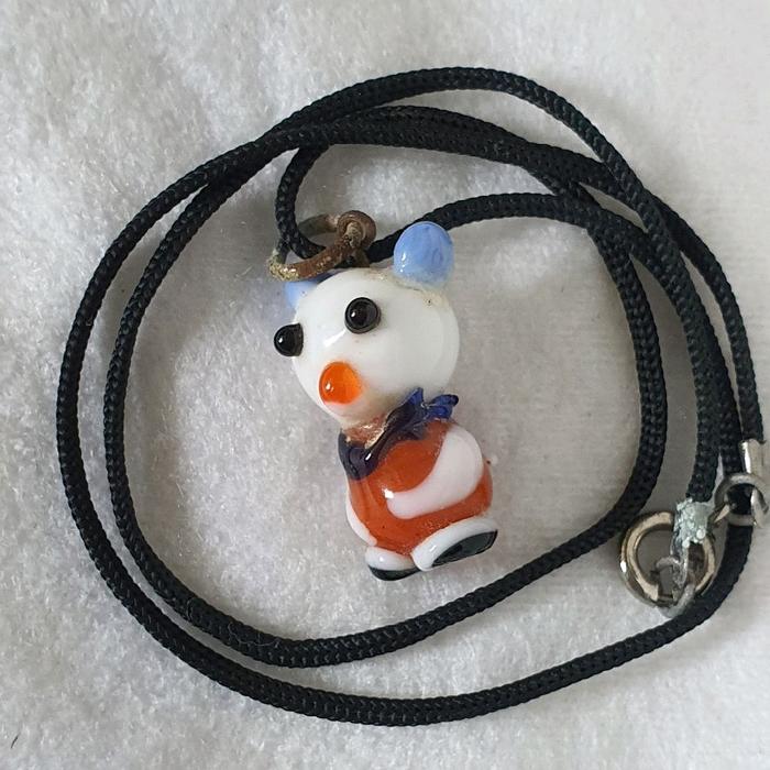 kalung liontin kaca lawas berbentuk seperti karaktee boneka salju snowman vintage necklace glass pen
