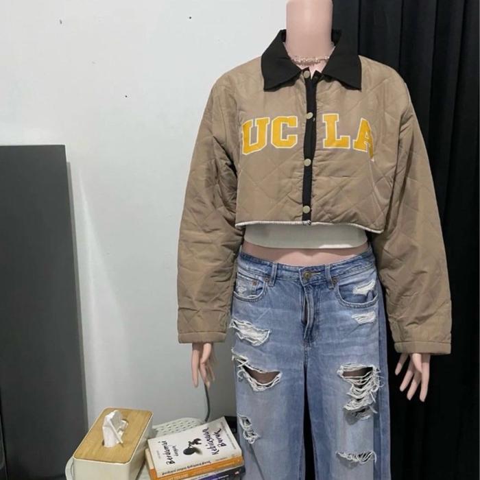 Jaket crop ucla tebal dan lembut