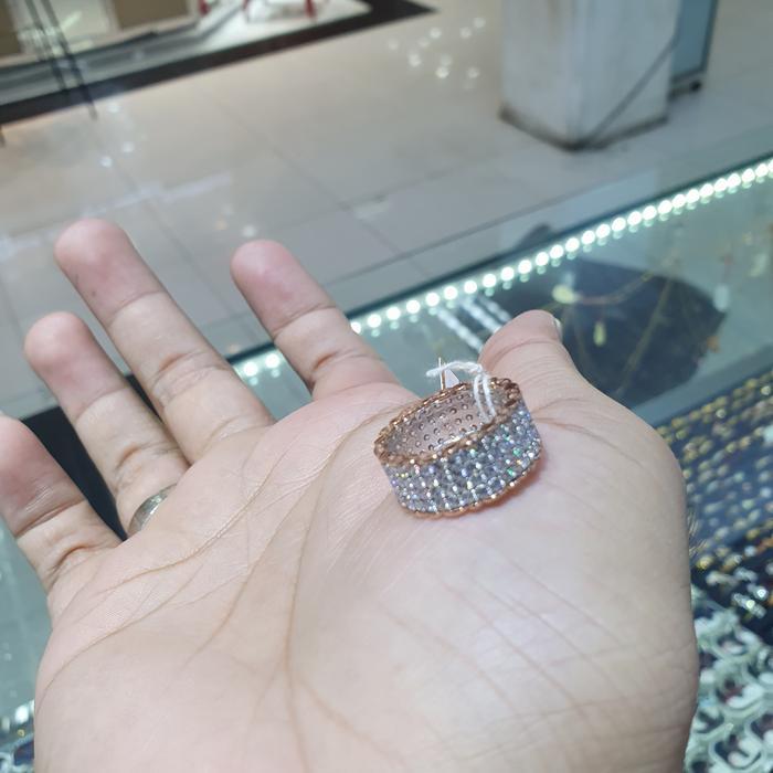 CINCIN LISTRING LEBAR EMAS 750 FULL KELILING MATA DIAMONDLOOK