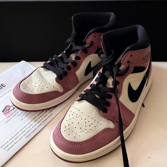 NIKE AIR JORDAN 1 PINK BERRY MID WOMEN’S ORIGINAL SIZE 39