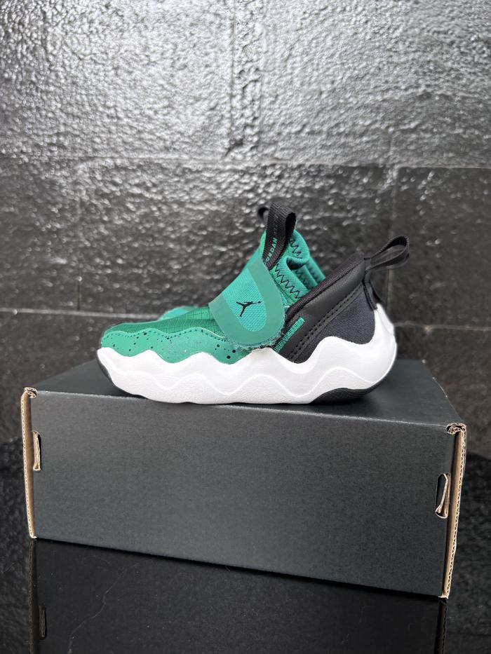 Sepatu bayi NIKE JORDAN 23/7 (TD) green l size 21