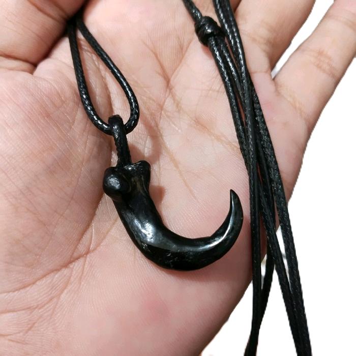 Kalung berbahan akar bahar papua asli