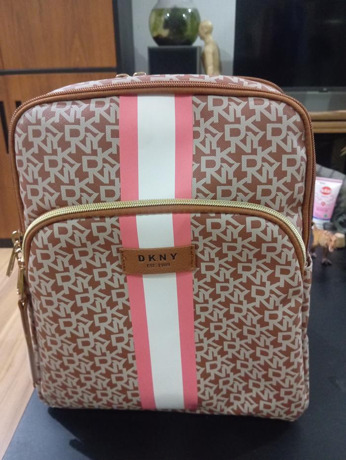 tas ransel wanita dkny signature strip original authentic - brown