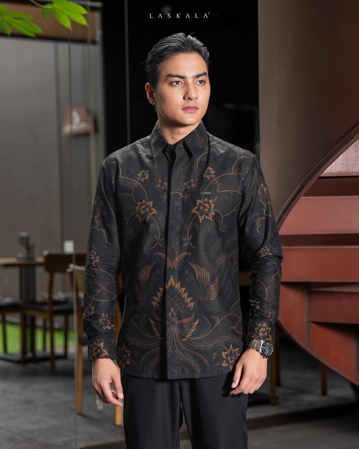 Laskala Batik Premium Haikal Kemeja Batik Pria Slimfit Lengan Panjang