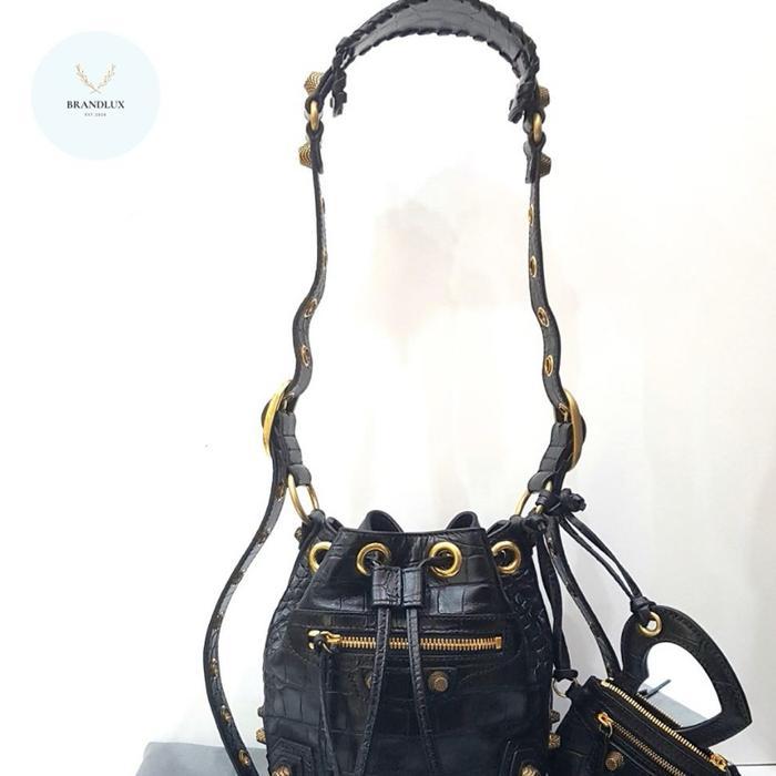 BALENCIAGA LE CAGOLE XS CROCO BLACK BUCKET GHW