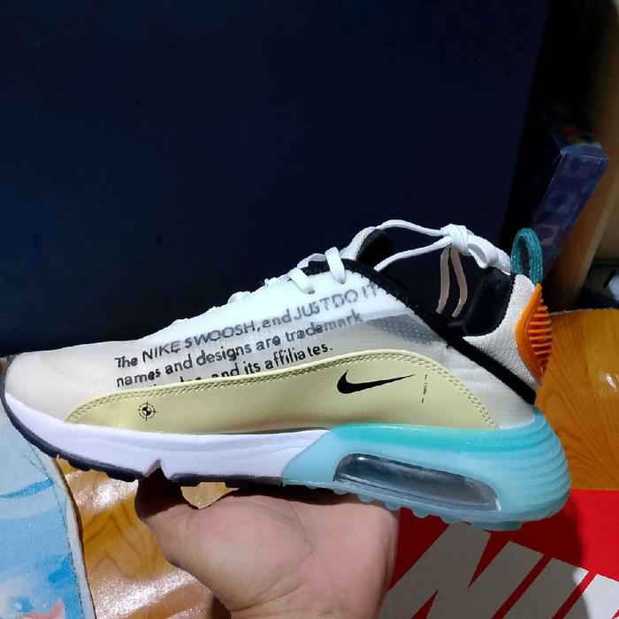 NIKE AIRMAX 2090 Realpict