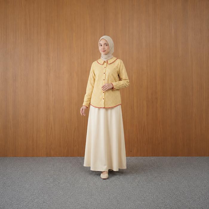 Kayra Blouse Biku-biku- Kemeja Wanita Oversize Katun Motif Square Detail List Renda Biku