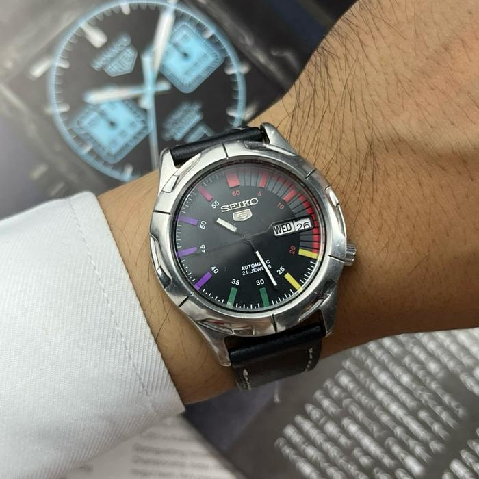 Seiko 5 Automatic MOD Multicolor Index 7S36-00B0 With Transparent Backcase