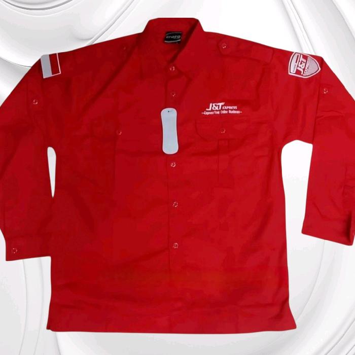 Kemeja Premium JNT Express Merah dengan Logo JNT Express di Dada dan Lengan