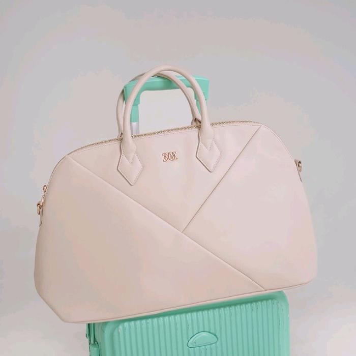 Oriflame Lumina Weekender Bag - Tas Selempang Wanita Elegan untuk Perjalanan dan Harian