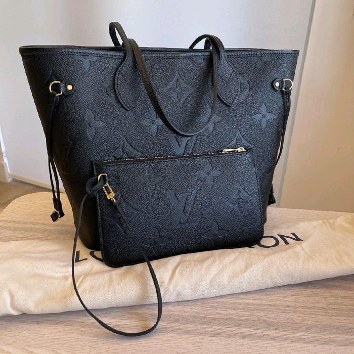 AUTHENTIC LV NEVERFULL EMPREINTE BLACK MICROCHIP PRELOVED