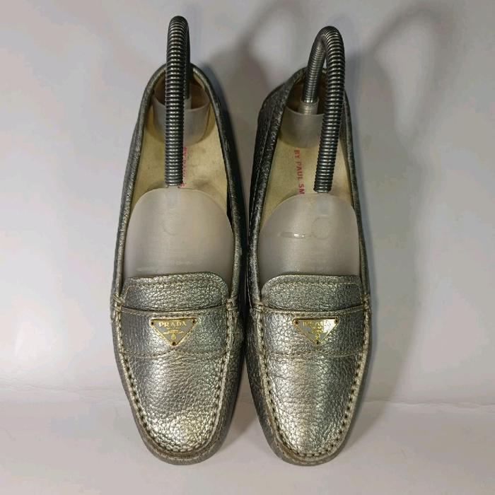 Prada original leather Italian loafers 35,5 size woman shoes