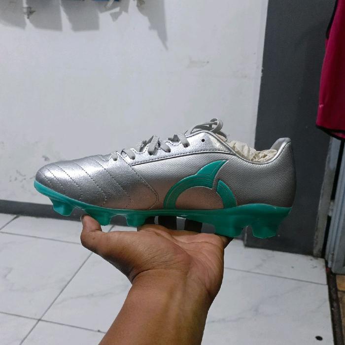 Ortus Mirage FG Shoes Pria bola