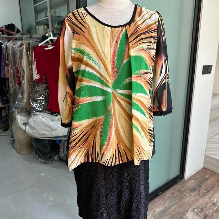 Barang Baru atasan import thailand sifon brukat - LD 46cm - harga 349,000 disc 90% : Harga 34,900 aj