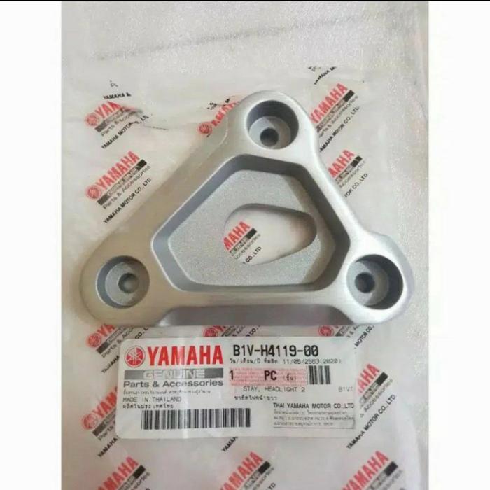 BRACKET KUPING LAMPU DEPAN KANAN XSR155 ORIGINAL B1V-H4119-00 YGP