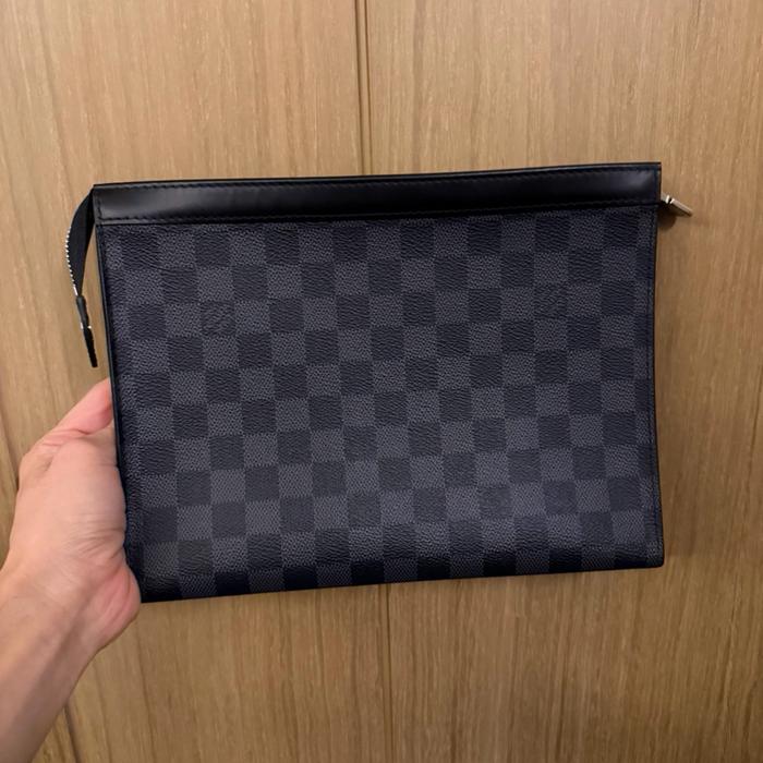 Louis Vuitton LV Pochette Kasai Voyage Clutch Damier Graphite Black - Preloved / Second Authentic