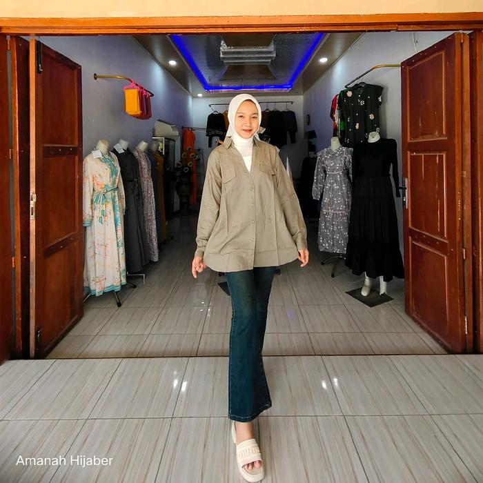 kemeja nathaniah di bahan yg super duper adem