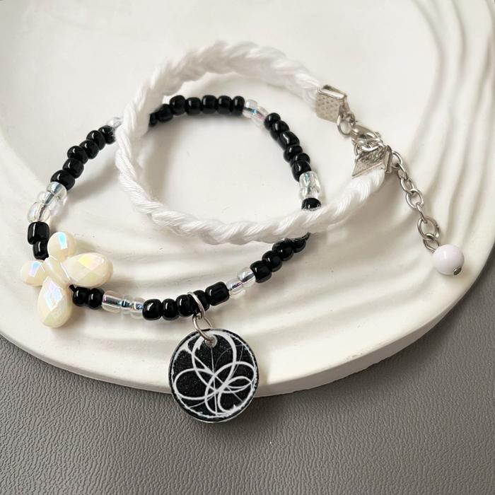 GELANG AESPA ARMAGEDDON blackwhite Bracelets