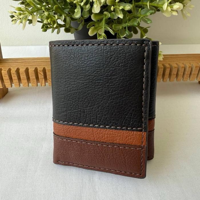 Dompet Easton Trifold 10x8
