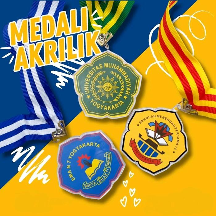Medali Costum - Kalung Wisuda Bahan Akrilik (bukan insert paper) Plus Tali || FREE DESAIN
