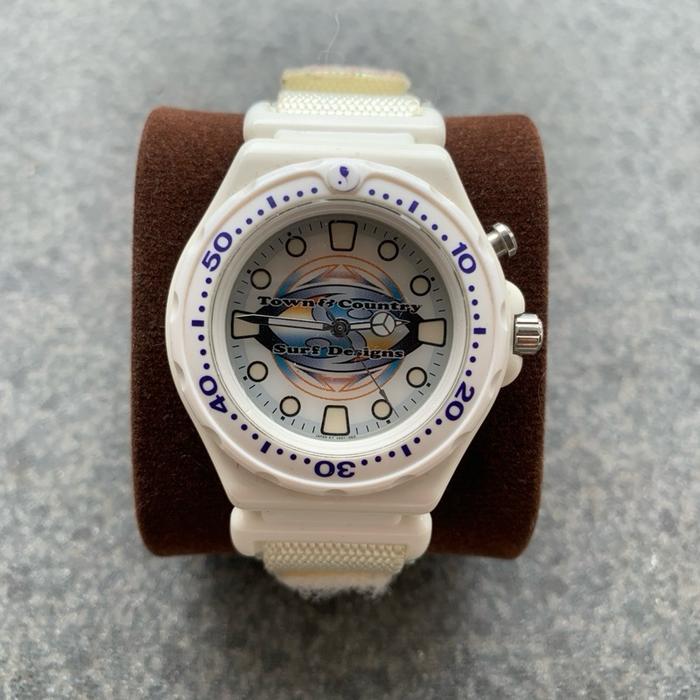 Jam tangan ORIENT TOWN AND COUNTRY SURF DESIGN DIVER QUARTZ WHITE