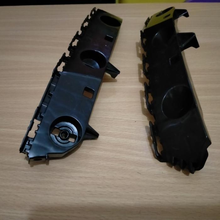 Bracket Breket Bumper Depan Calya Sigra 52115-bz180/52116-bz190