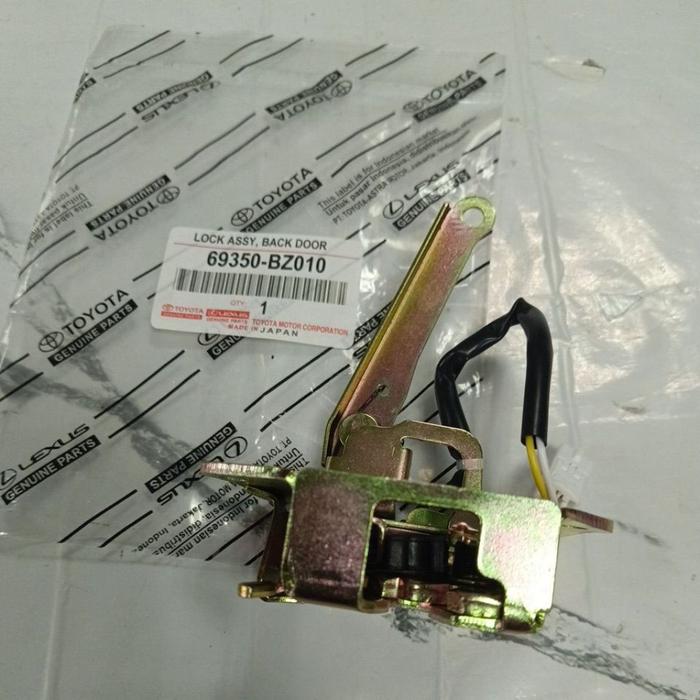 DOOR LOCK BAGASI KUNCI PINTU BAGASI BELAKANG AVANZA XENIA 2004-20011
