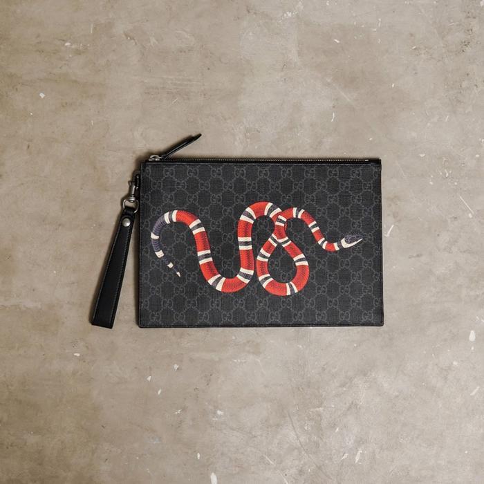 GUCCI SNAKE GG CLUTCH / POUCH WITH HANDLE IN BLACK