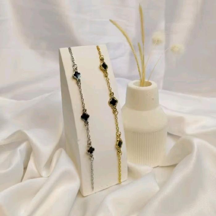 Gelang clover//gelang clover wanita//gelang clover murah